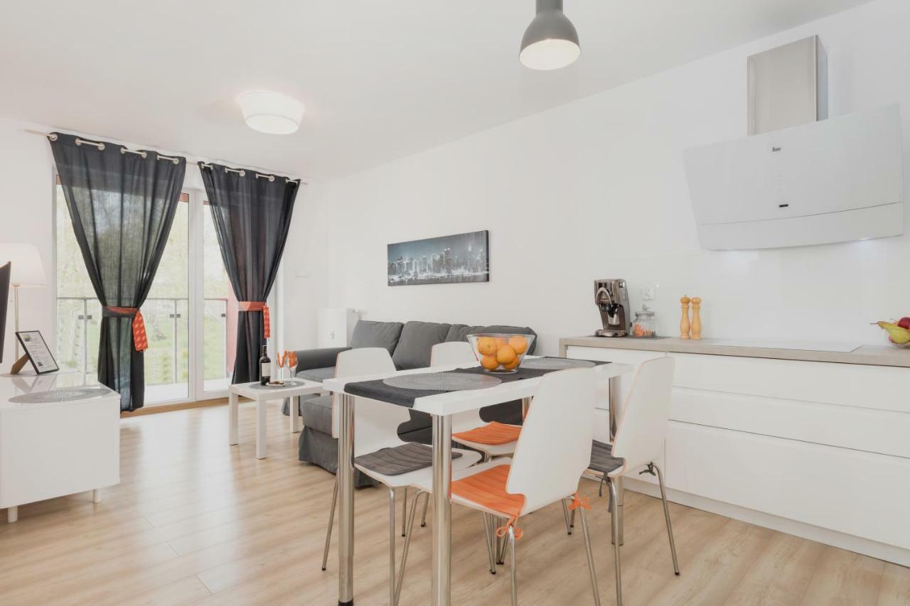 Grace Apartment II Kolobrzeg Exterior photo